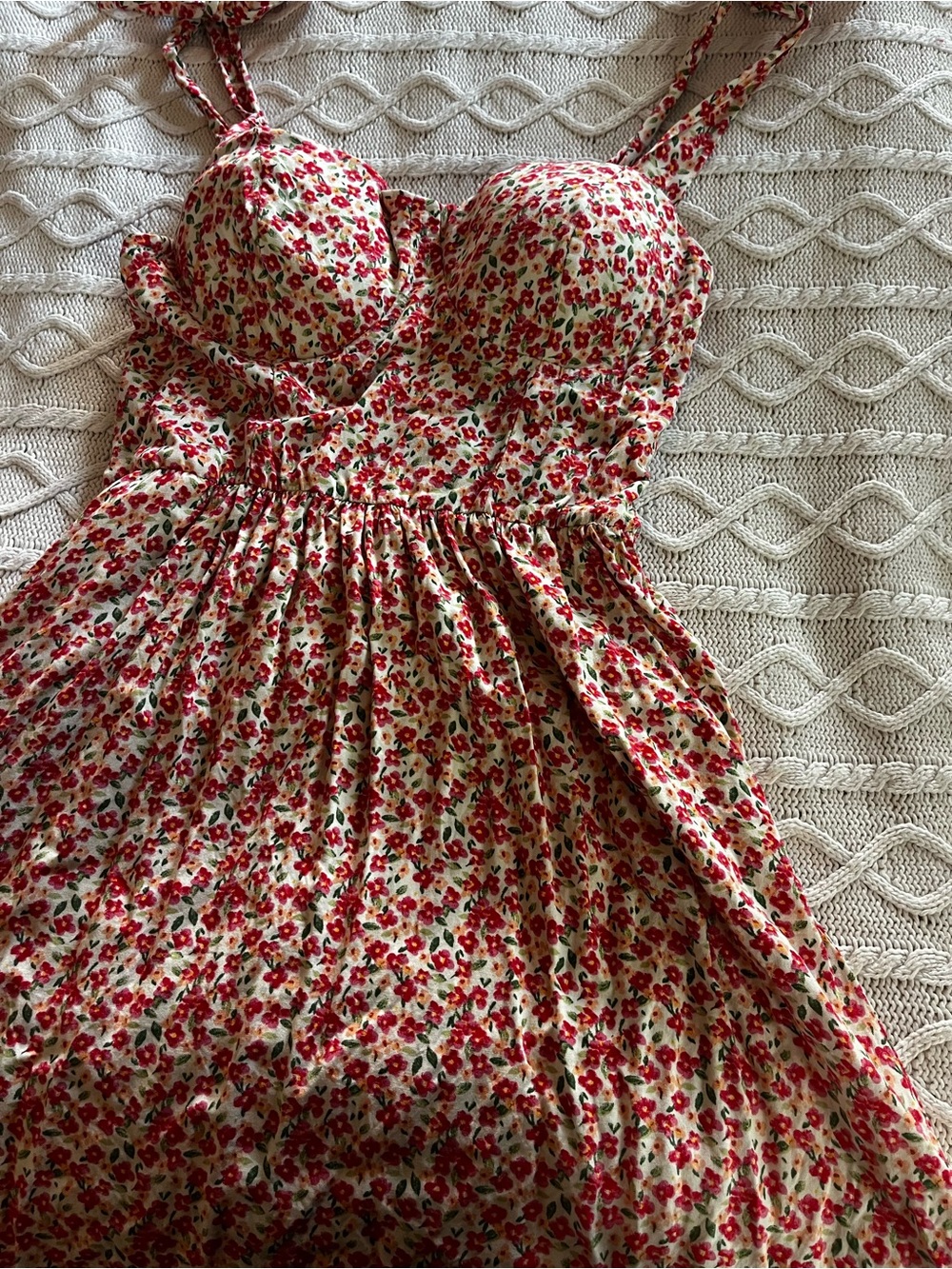 AUW Cream Sundress with Red and Pink Floral Print Juniors Size Small - Picture 8 of 10